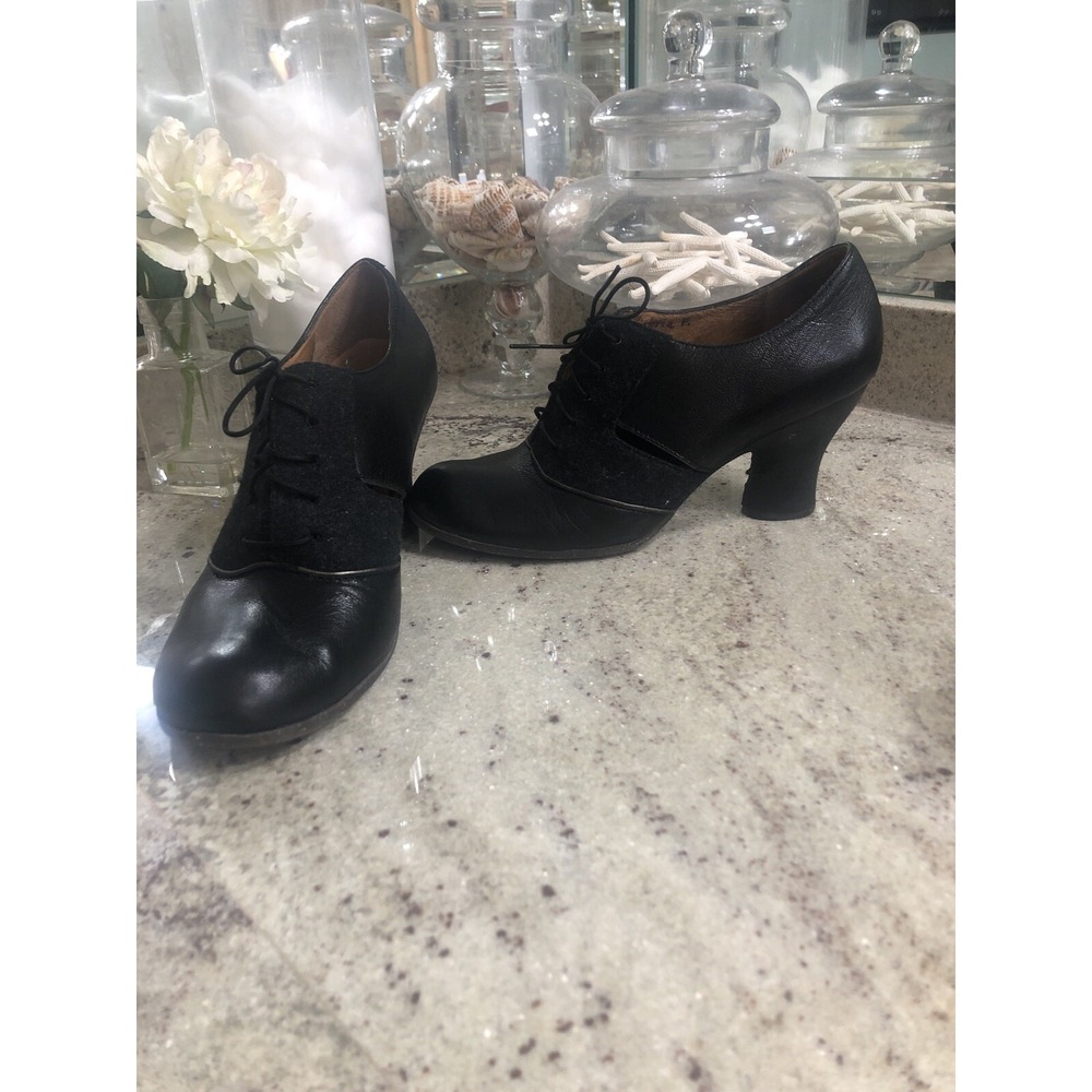 Naya Black Leather Wool Lace Up Ankle Boots Rocker Booties Women 9 Anthropology